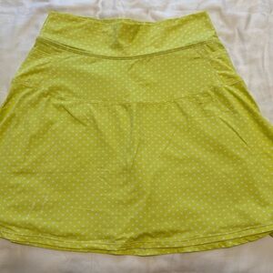 Bright yellow with white polka dots Dona Jo skort size 2